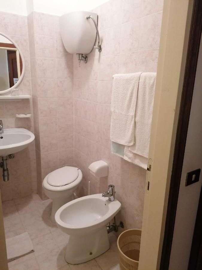 Camere Da Anna Maria Assisi Eksteriør bilde