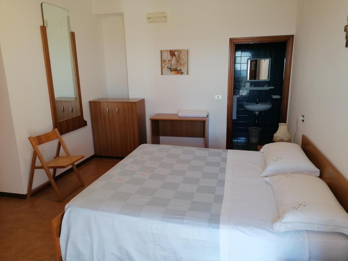 Camere Da Anna Maria Assisi Rom bilde
